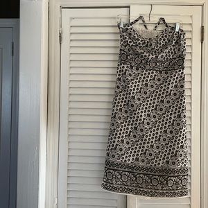 Beautiful Loft summer halter dress with zipper on the side.Size 4.